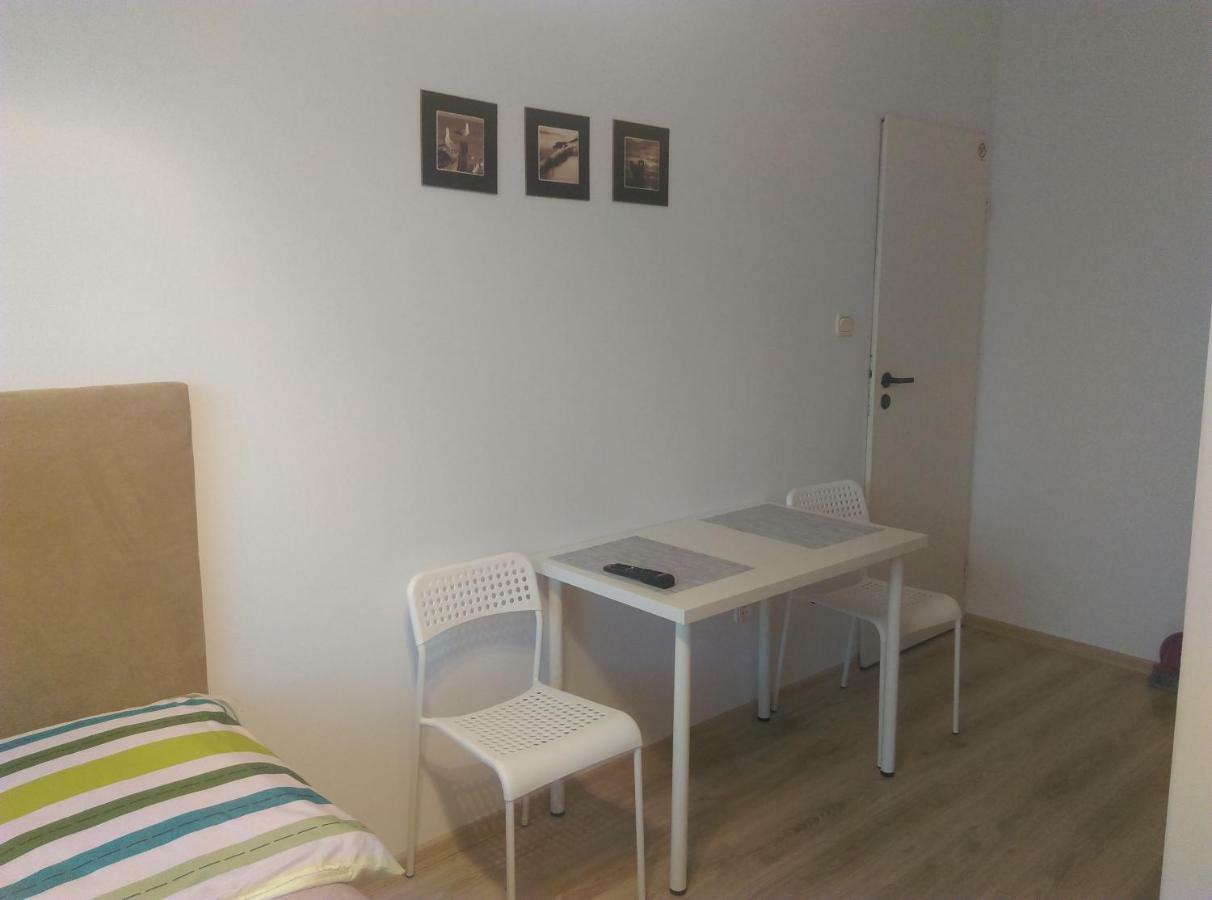 Cichy Zakatek Apartment Сяноженти Екстериор снимка